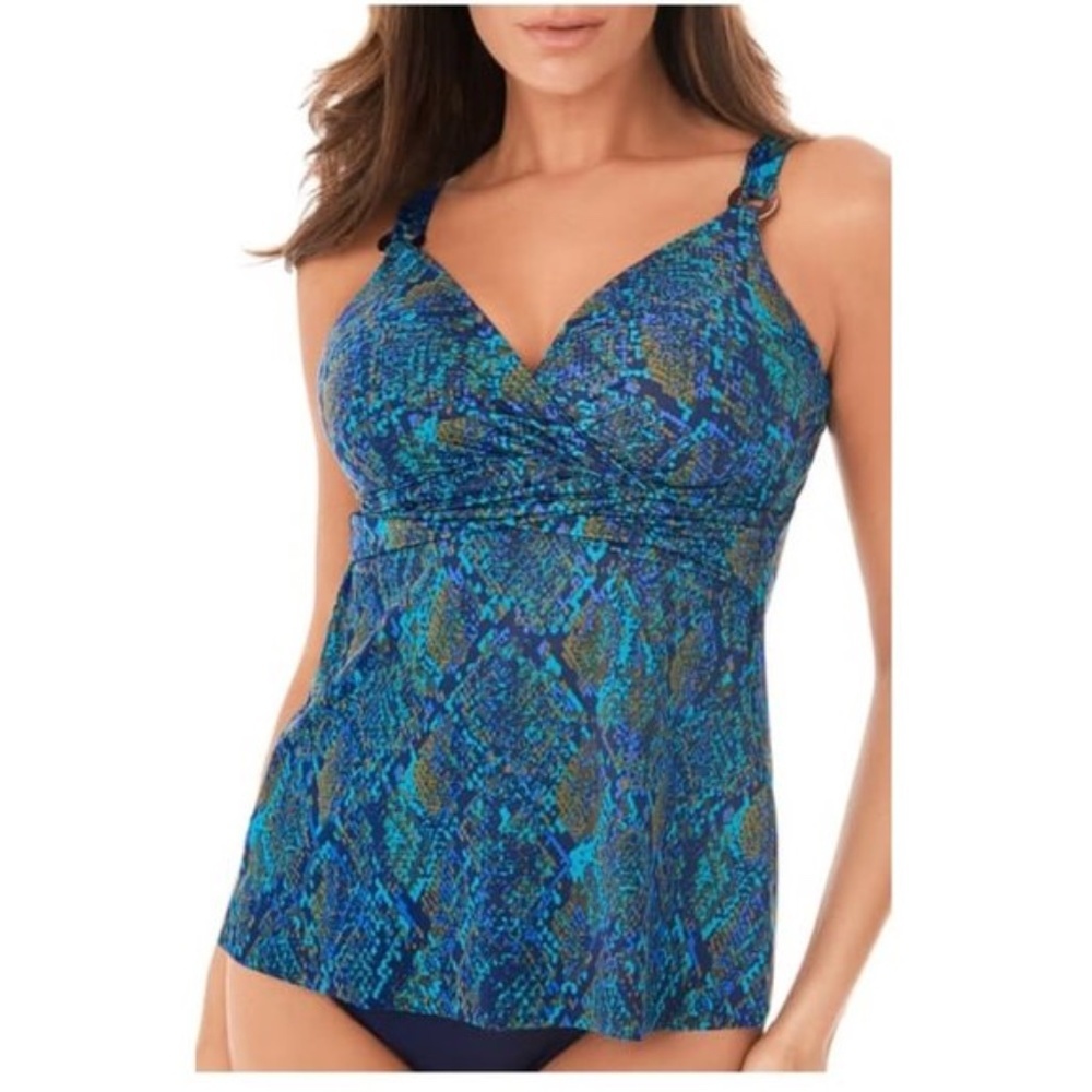 Miraclesuit Basilisk Plunge Underwire Tankini Top